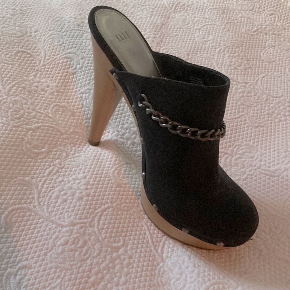 Elle Ilona Black Heeled Clogs